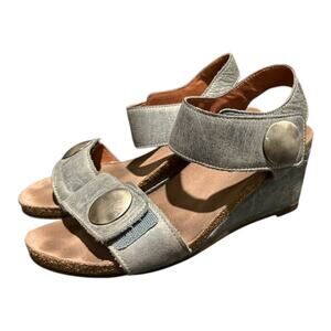 Taos Carousel 2 Platform Wedge Sandals Gray Ankle Strap Cork Mid Heel Size 38
